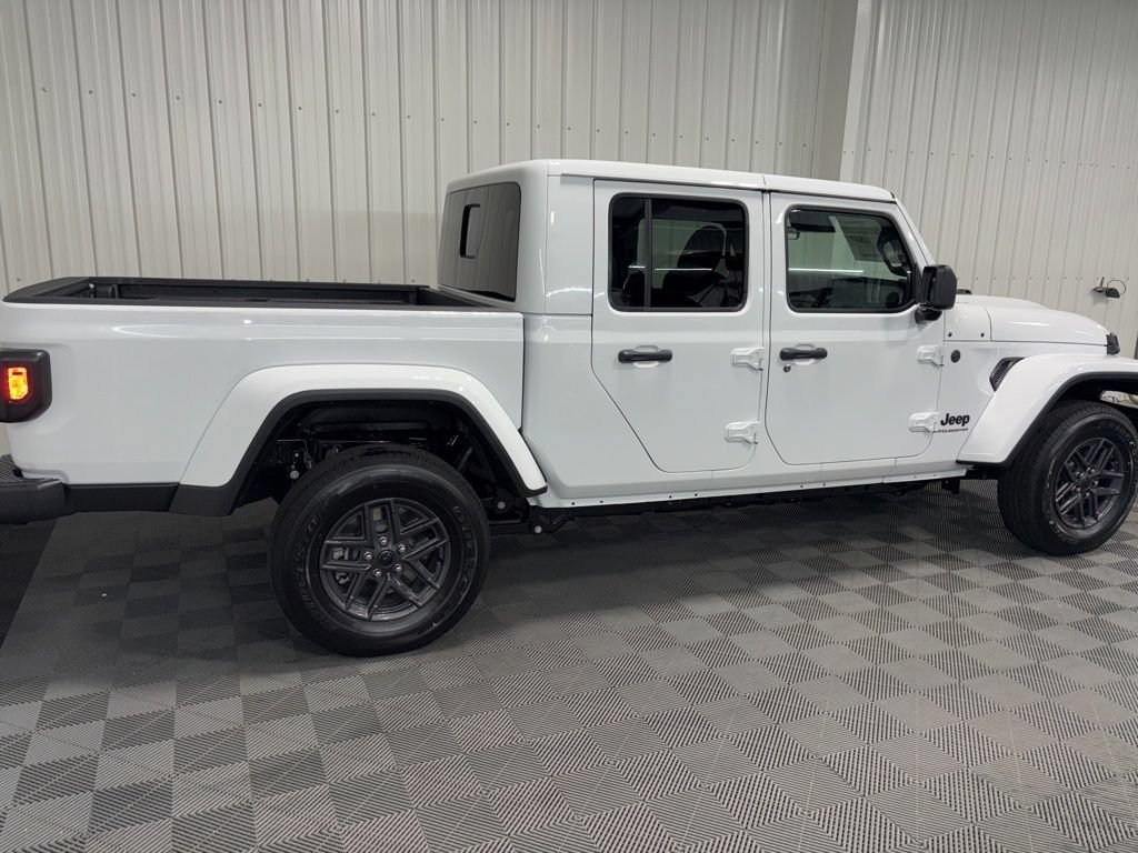 2025 Jeep Gladiator Sport S - Photo 6