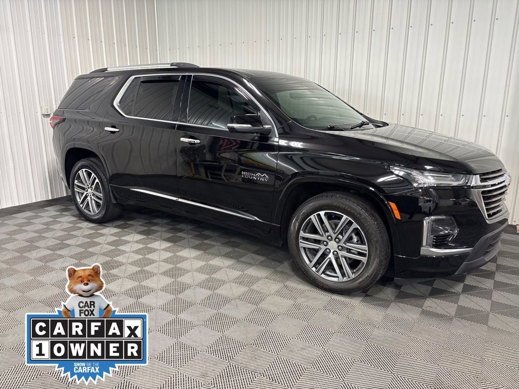 2023 Chevrolet Traverse High Country's photo