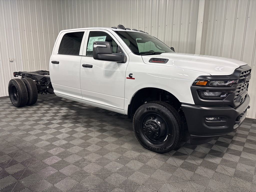 2026 RAM 3500 Tradesman 4X4 Crew Cab's photo