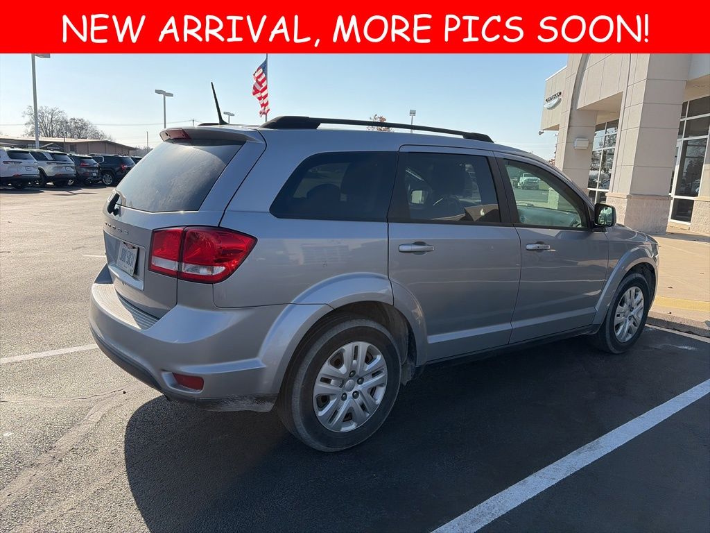 2019 Dodge Journey SE photo 3