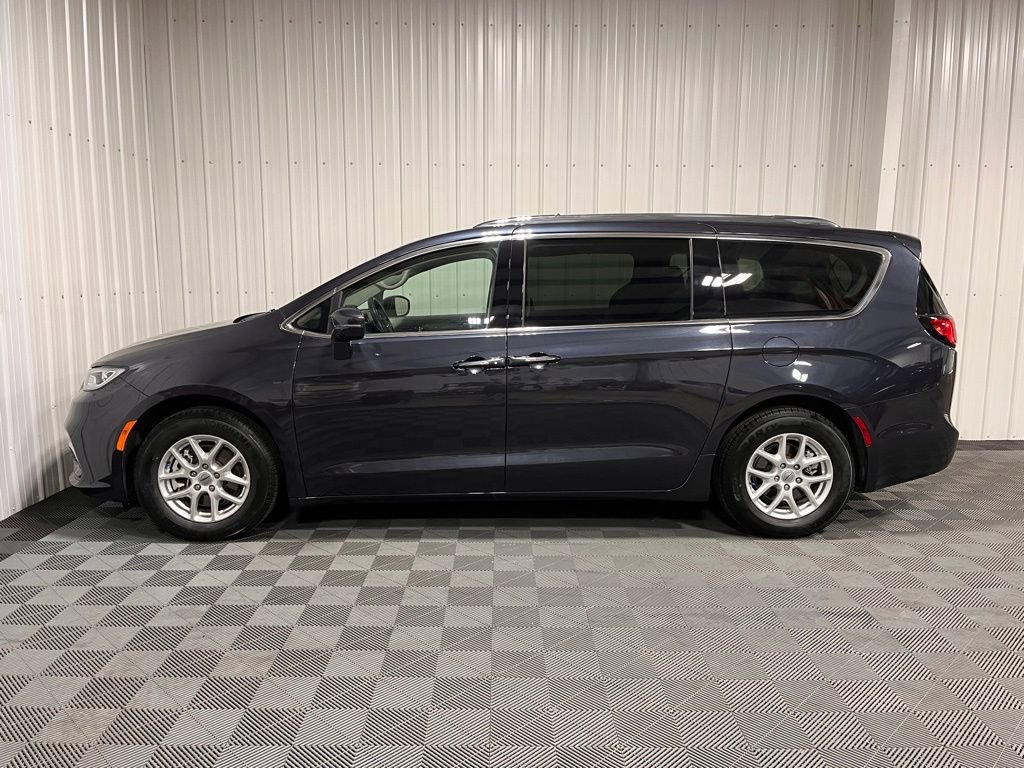 Used 2021 Chrysler Pacifica Touring L with VIN 2C4RC1BG1MR561415 for sale in Celina, OH