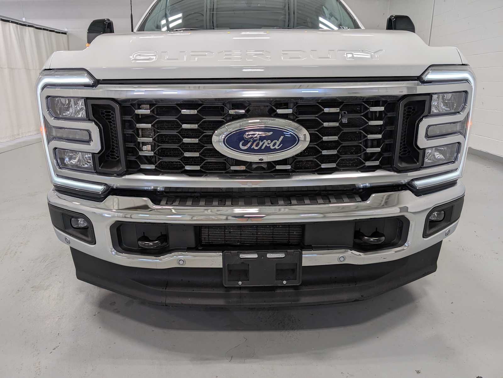 Used 2024 Ford F-350 Super Duty Lariat with VIN 1FT8W3DM8REC46116 for sale in Greensburg, PA