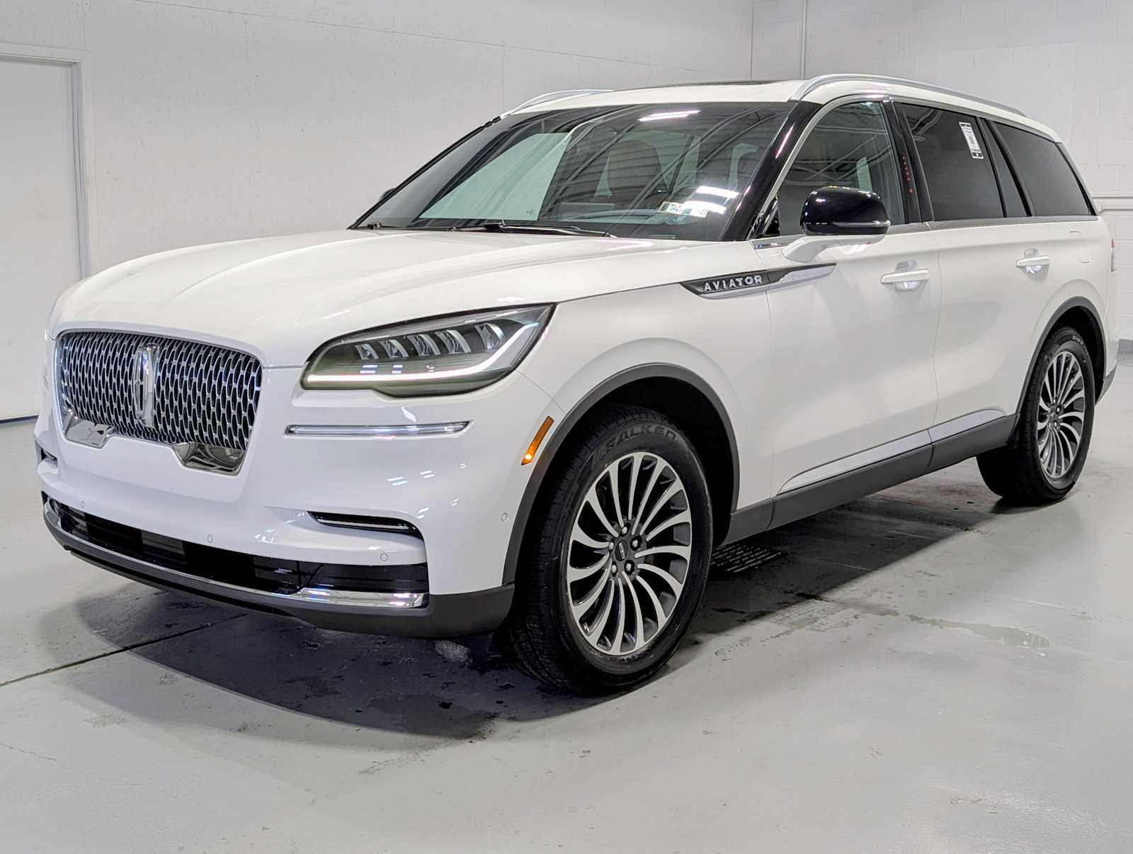 2023 Lincoln Aviator Reserve AWD's photo
