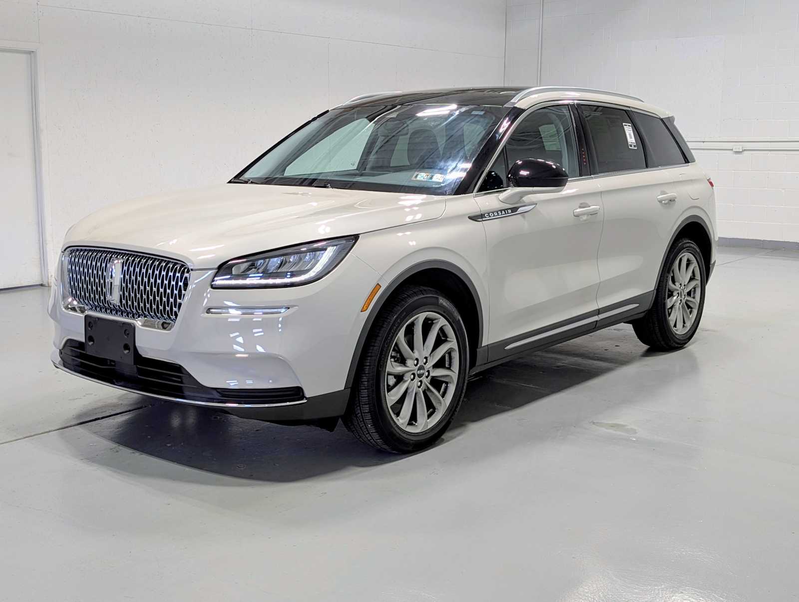 2022 Lincoln Corsair AWD's photo