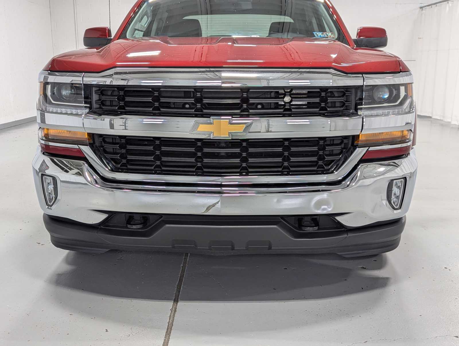 Used 2018 Chevrolet Silverado 1500 LT with VIN 3GCUKREC0JG496613 for sale in Greensburg, PA