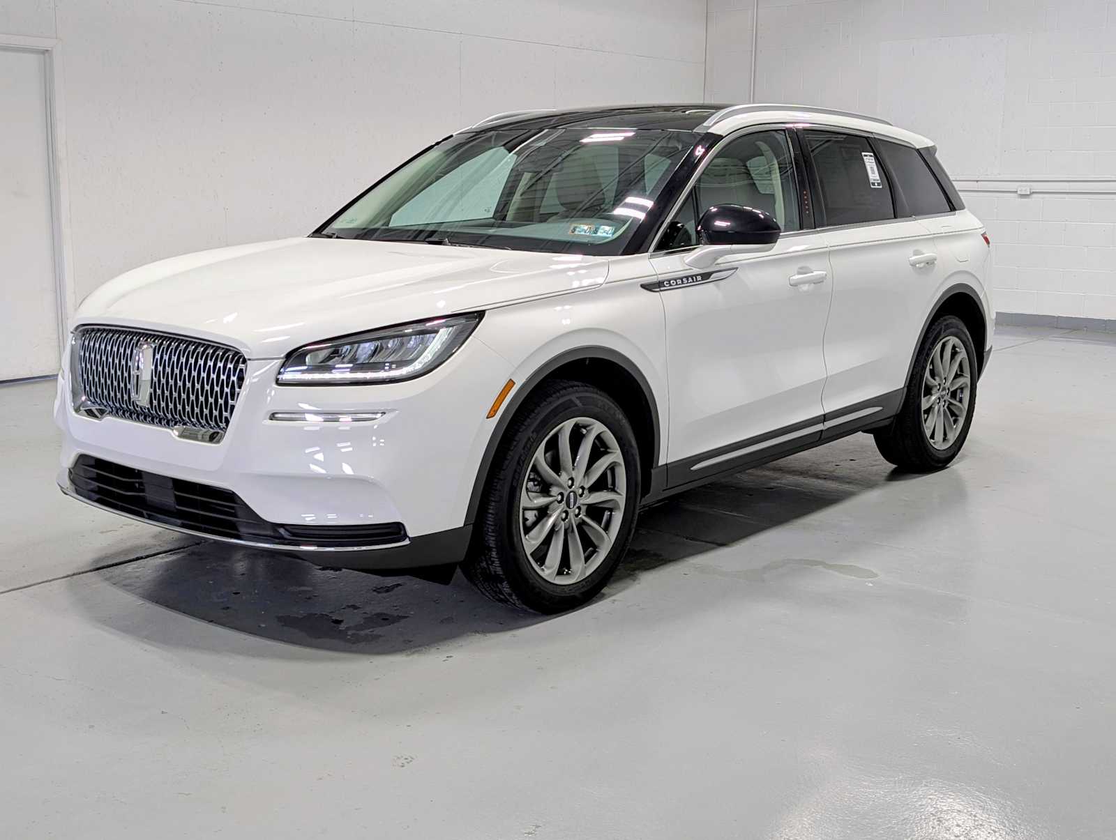 2022 Lincoln Corsair AWD's photo