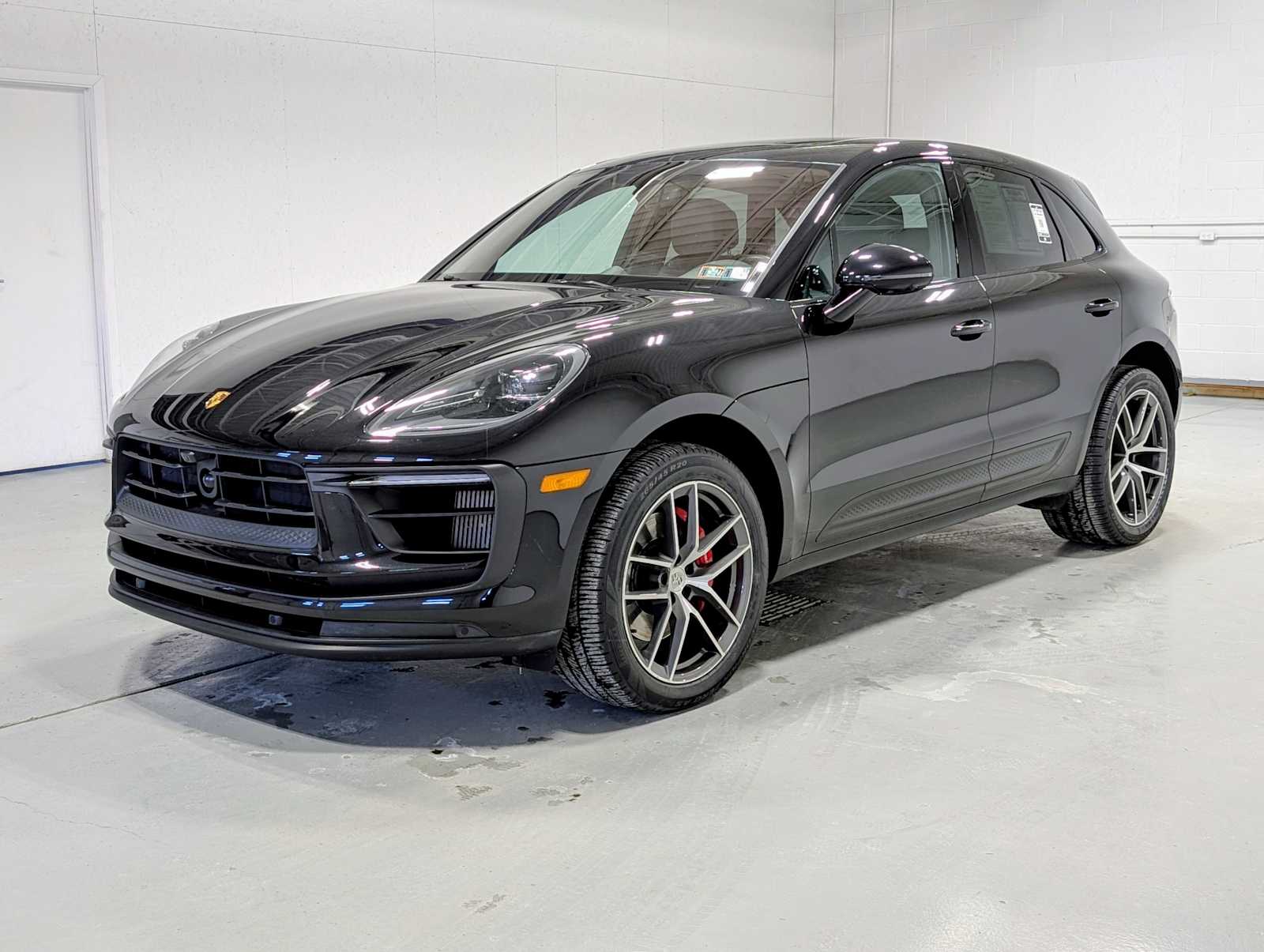 2023 Porsche Macan S