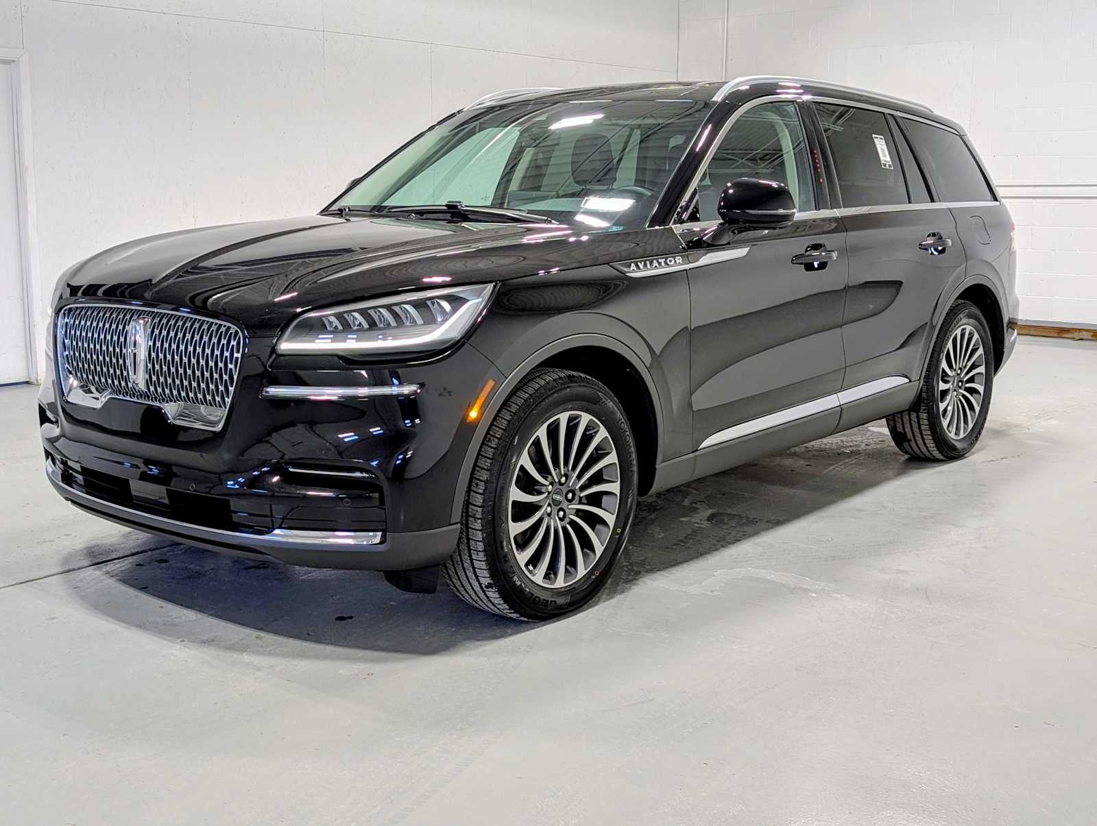 2024 Lincoln Aviator Reserve AWD's photo