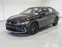 2025 Volkswagen Jetta SE Auto
