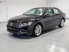 2019 Volkswagen Passat 2.0T Wolfsburg Edition Auto