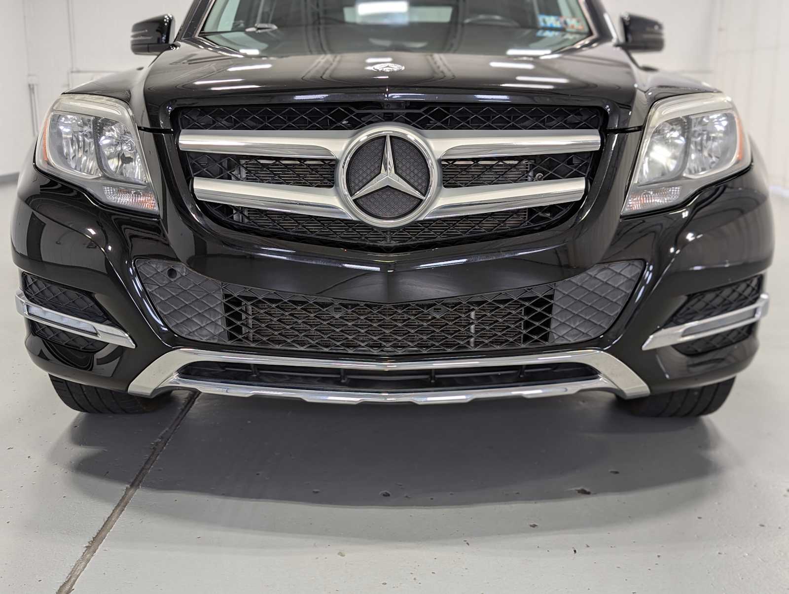 Used 2015 Mercedes-Benz GLK-Class GLK350 with VIN WDCGG8JB4FG435381 for sale in Greensburg, PA