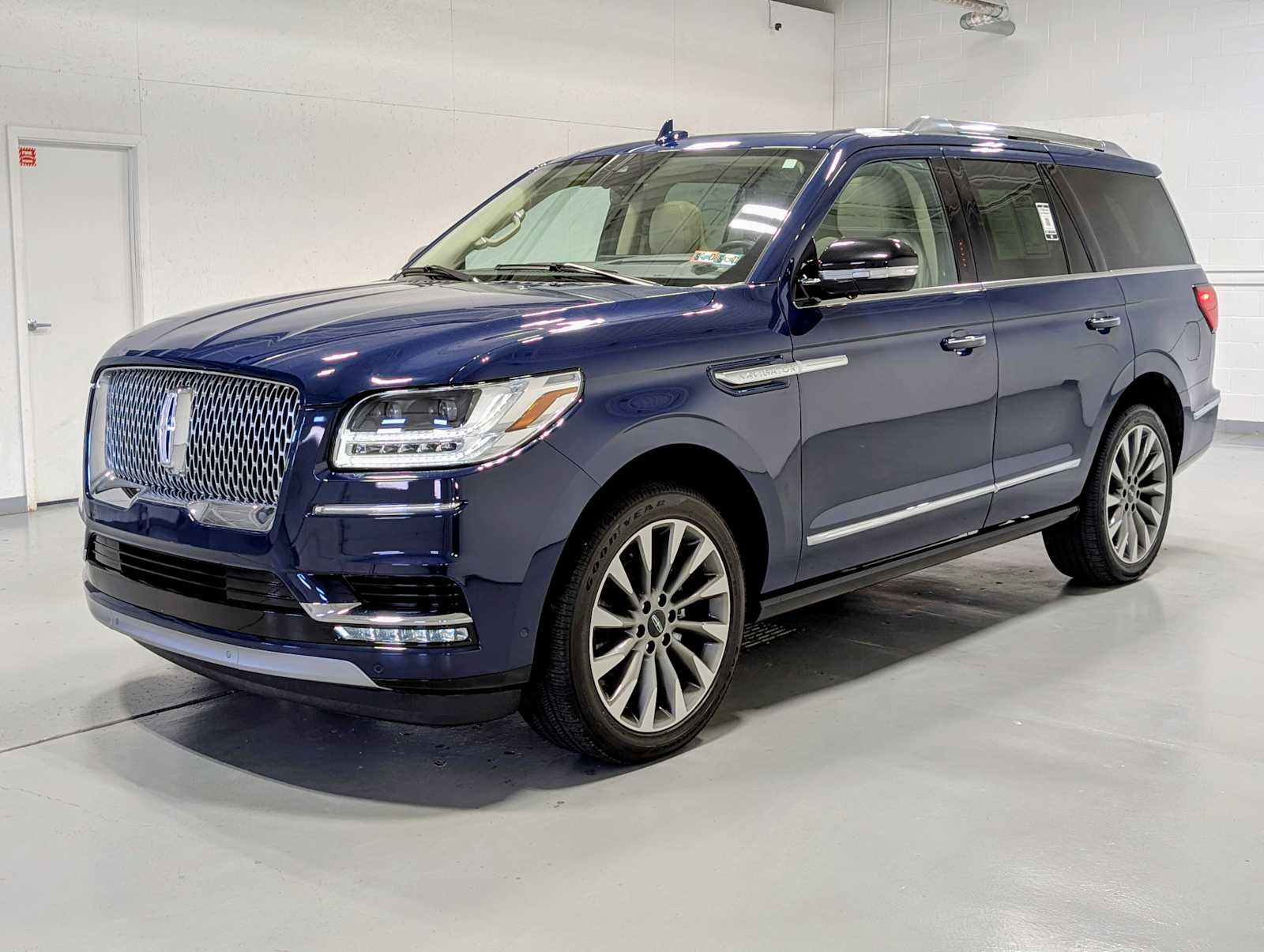 2020 Lincoln Navigator Reserve 4WD's photo