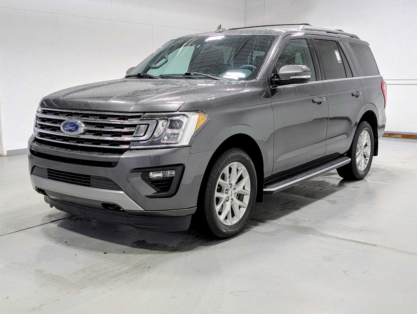 2020 Ford Expedition XLT's photo