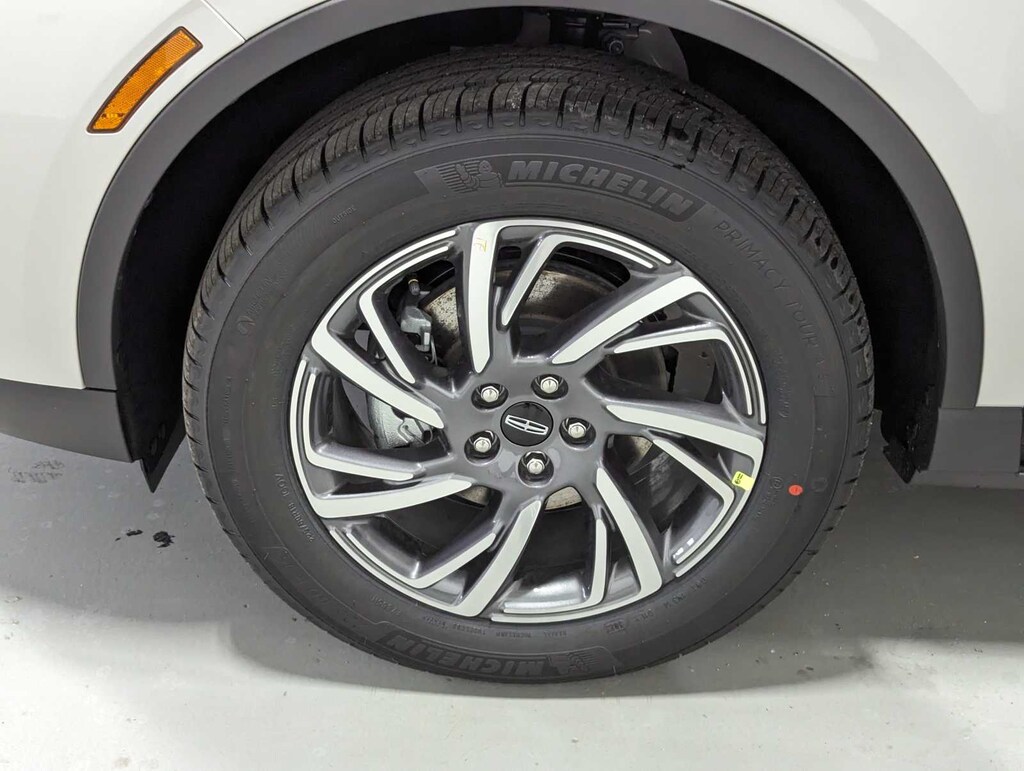 New 2024 Lincoln Corsair Premiere AWD in Ceramic Pearl Metallic Tri