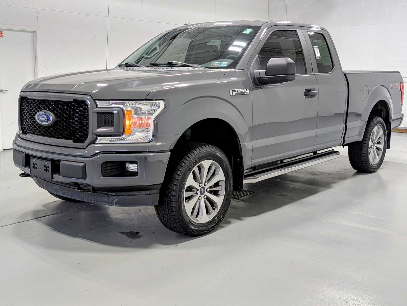 2018 Ford F-150 XL's photo