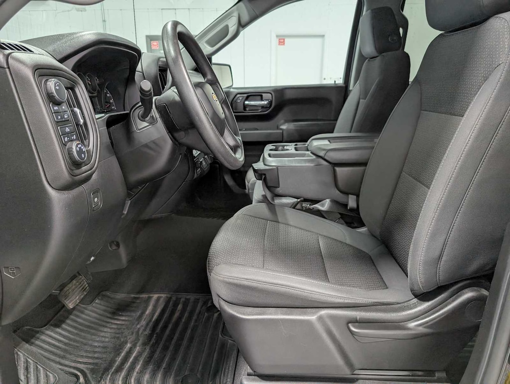 Used 2020 Chevrolet Silverado 1500 Custom 4WD Crew Cab 147 4WD Crew Cab 147