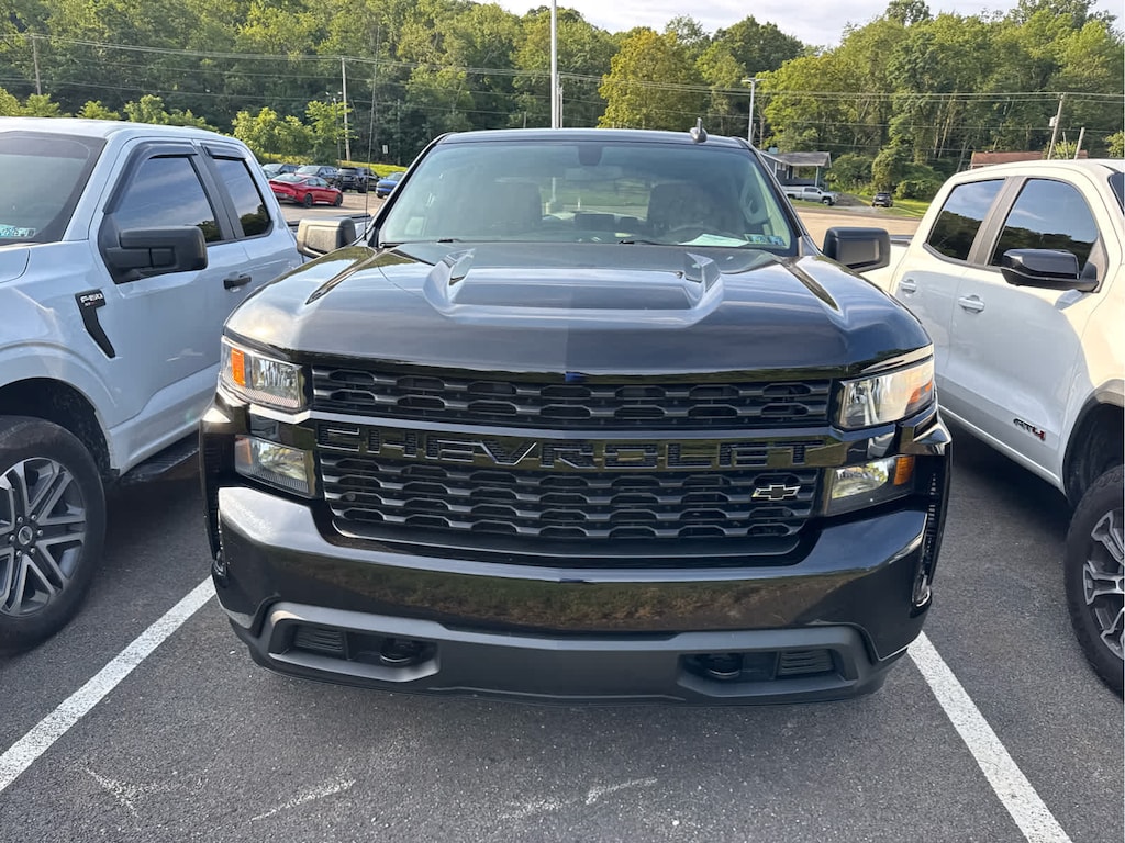 Used 2020 Chevrolet Silverado 1500 Custom 4WD Crew Cab 147 4WD Crew Cab 147