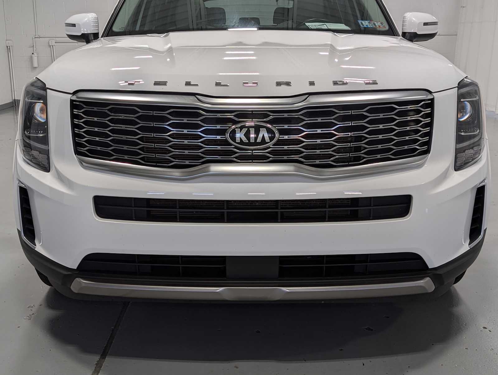 Used 2020 Kia Telluride EX with VIN 5XYP34HC7LG013015 for sale in Greensburg, PA