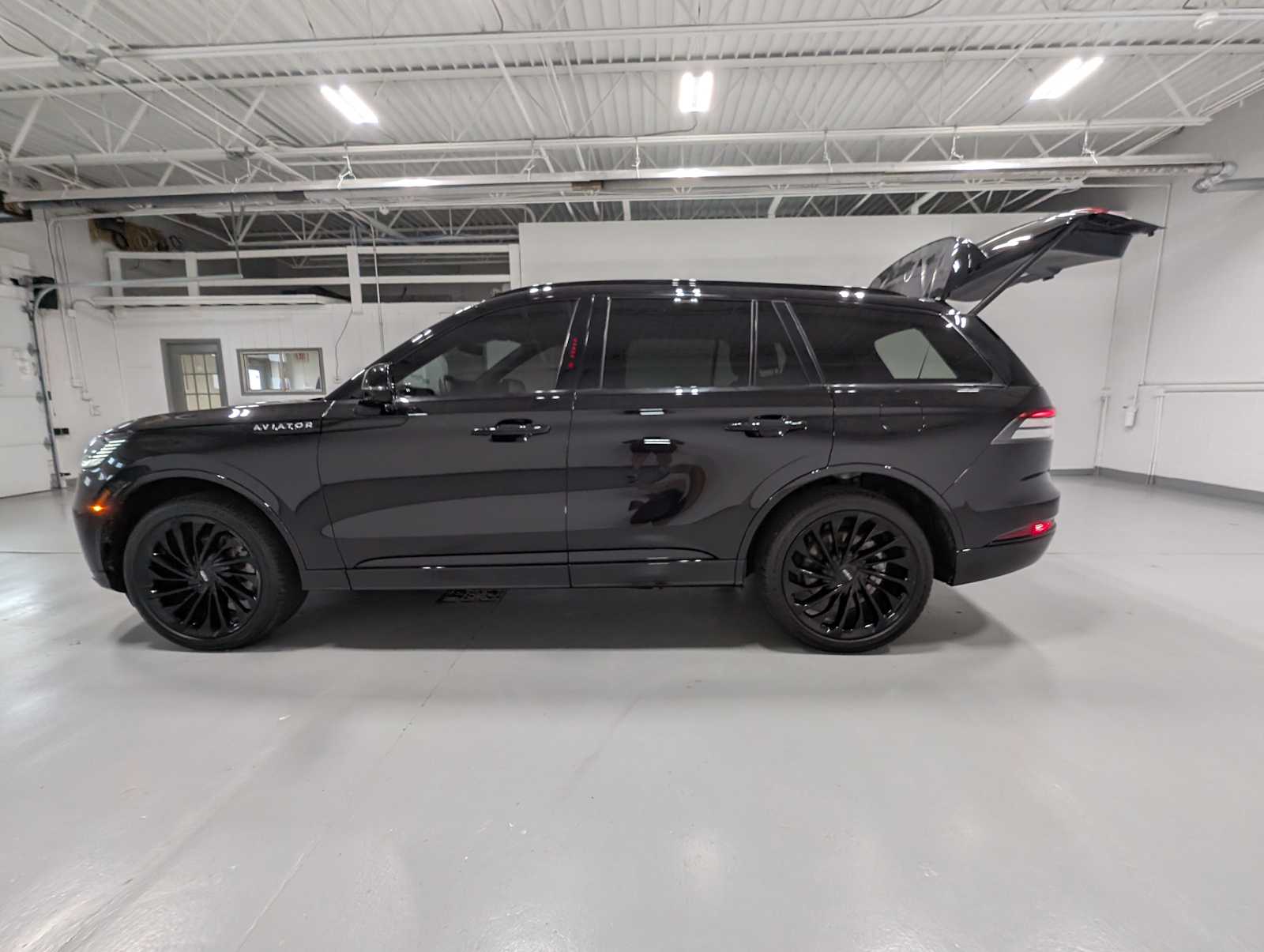 2026 Lincoln Aviator Reserve - Photo 12