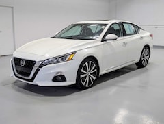 2020 Nissan Altima 2.5 Platinum AWD Sedan