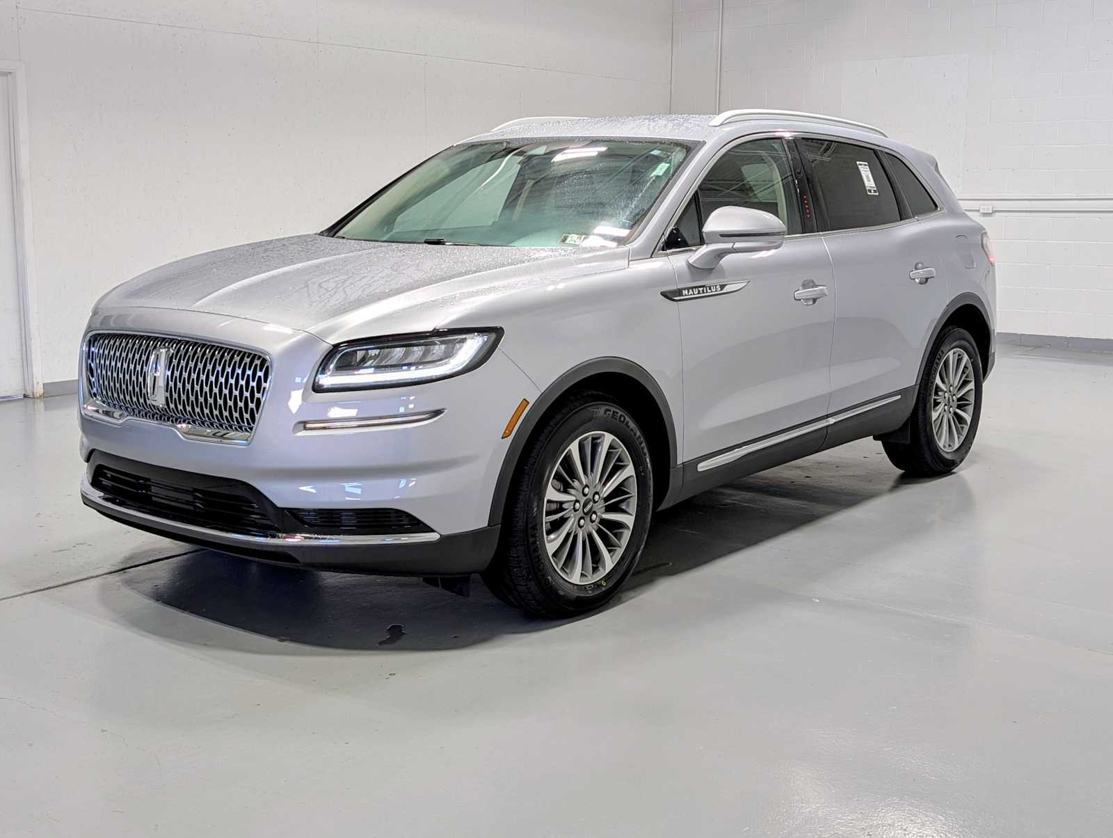 2023 Lincoln Nautilus AWD's photo