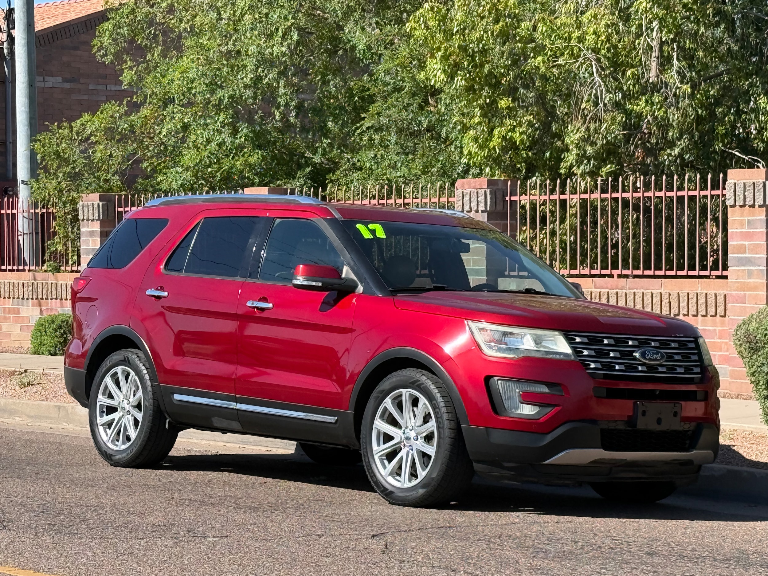 2017 Ford Explorer Limited - Photo 8