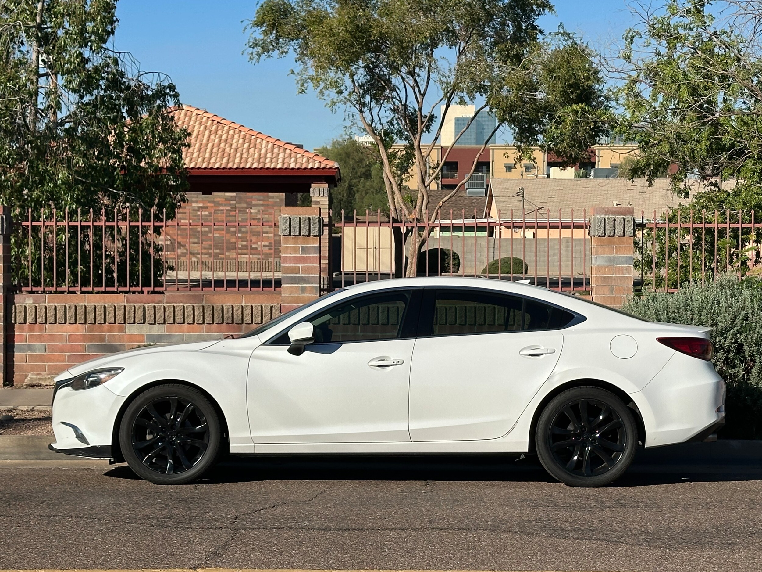 2017 Mazda Mazda6 Grand Touring photo 3