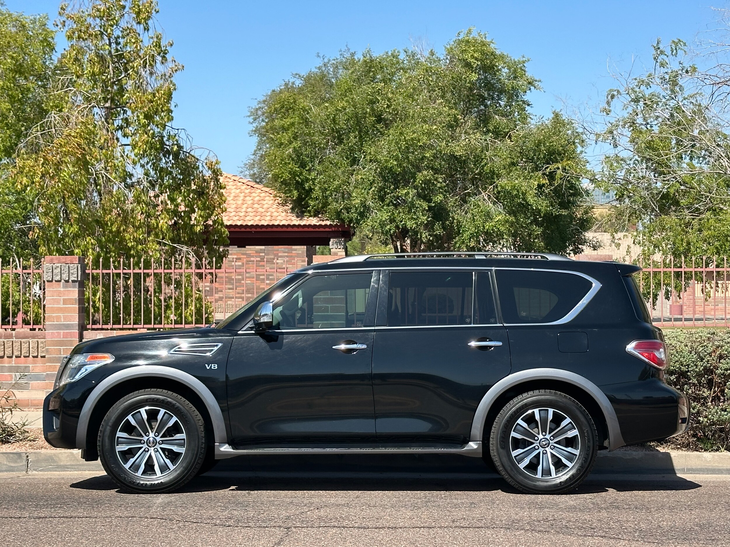 2020 Nissan Armada SL photo 2