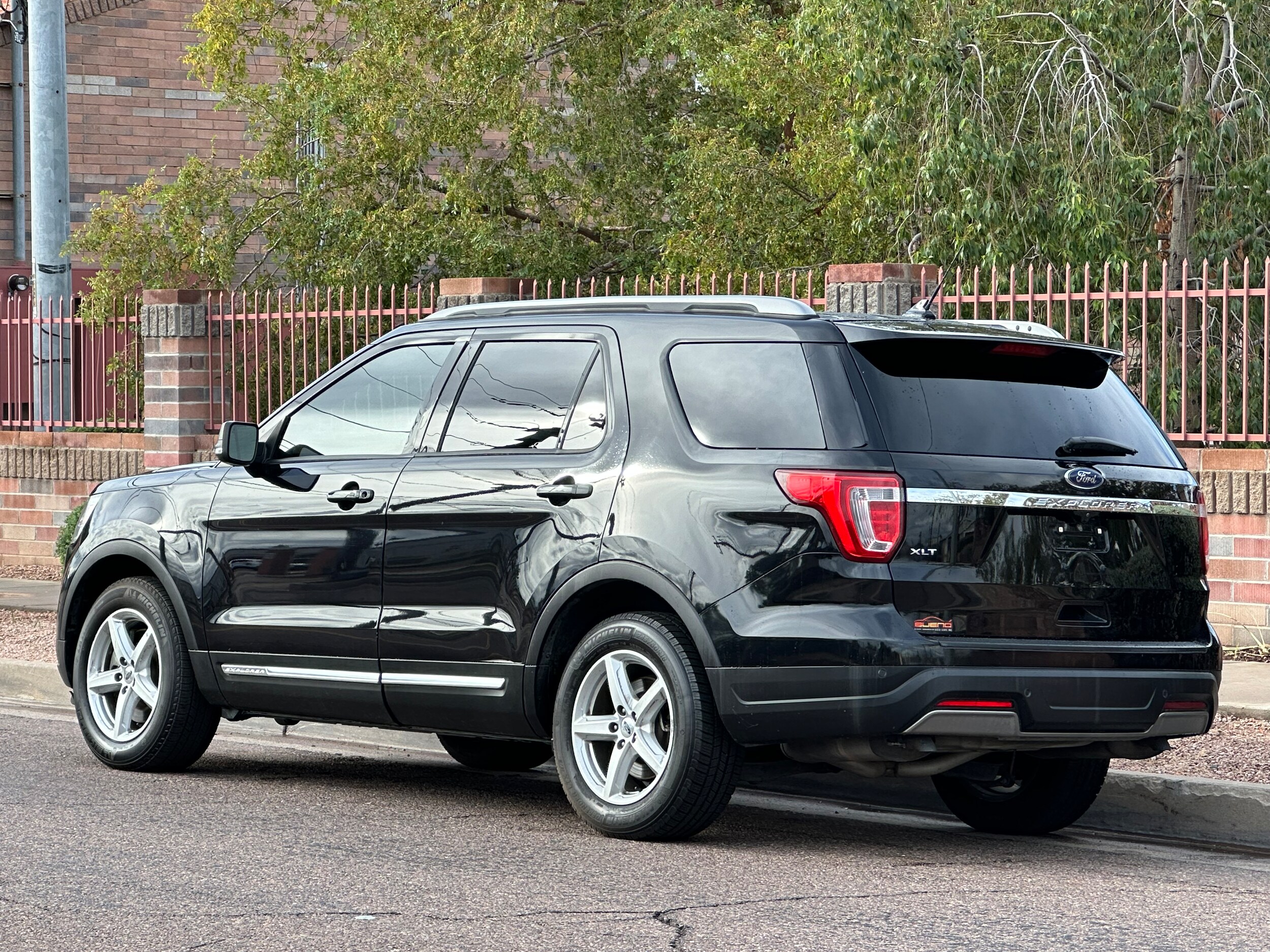2019 Ford Explorer XLT photo 3