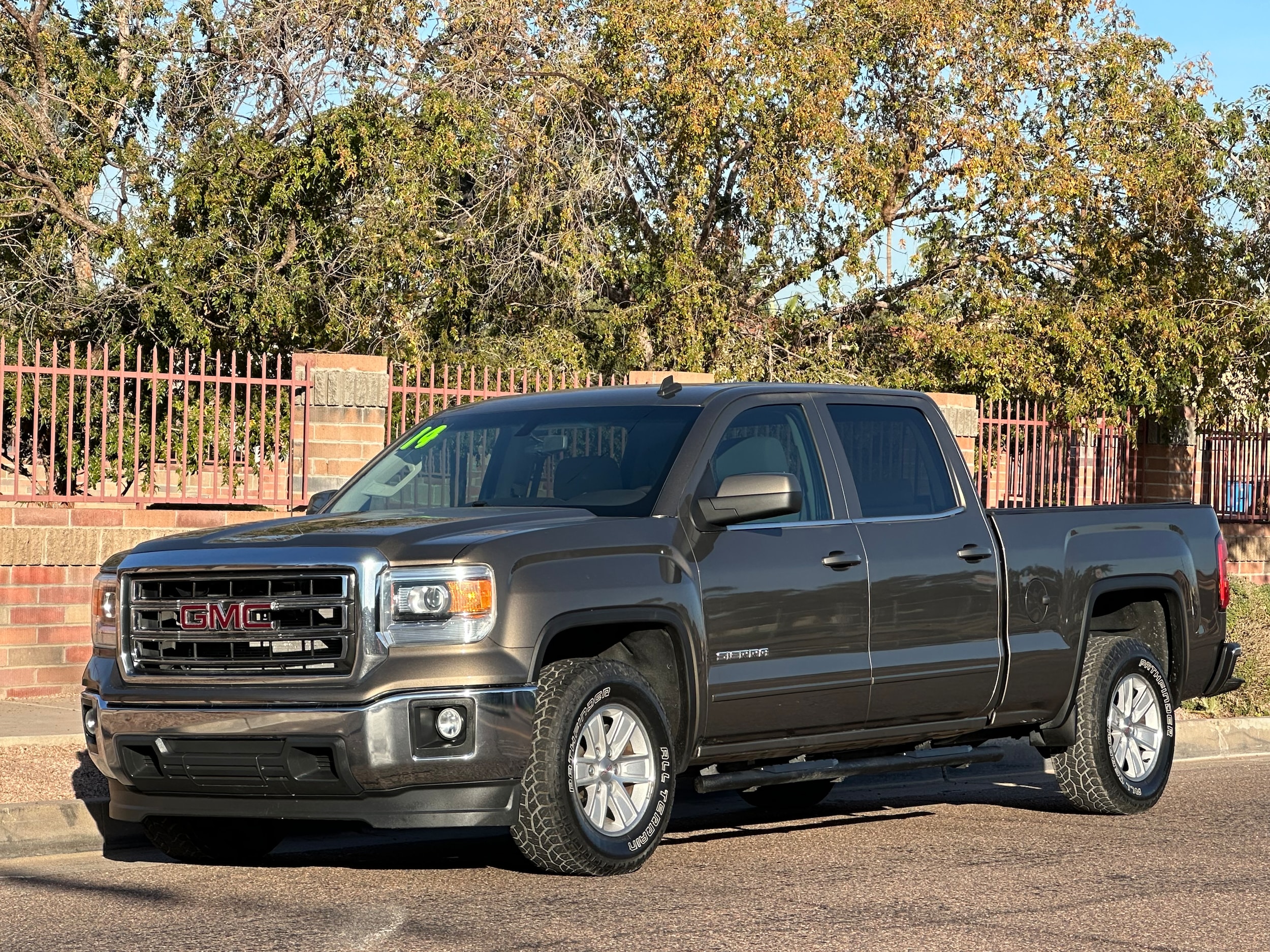 2014 GMC Sierra 1500 SLE's photo