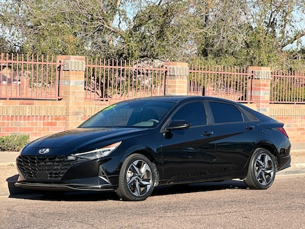 2023 Hyundai Elantra SEL Sedan
