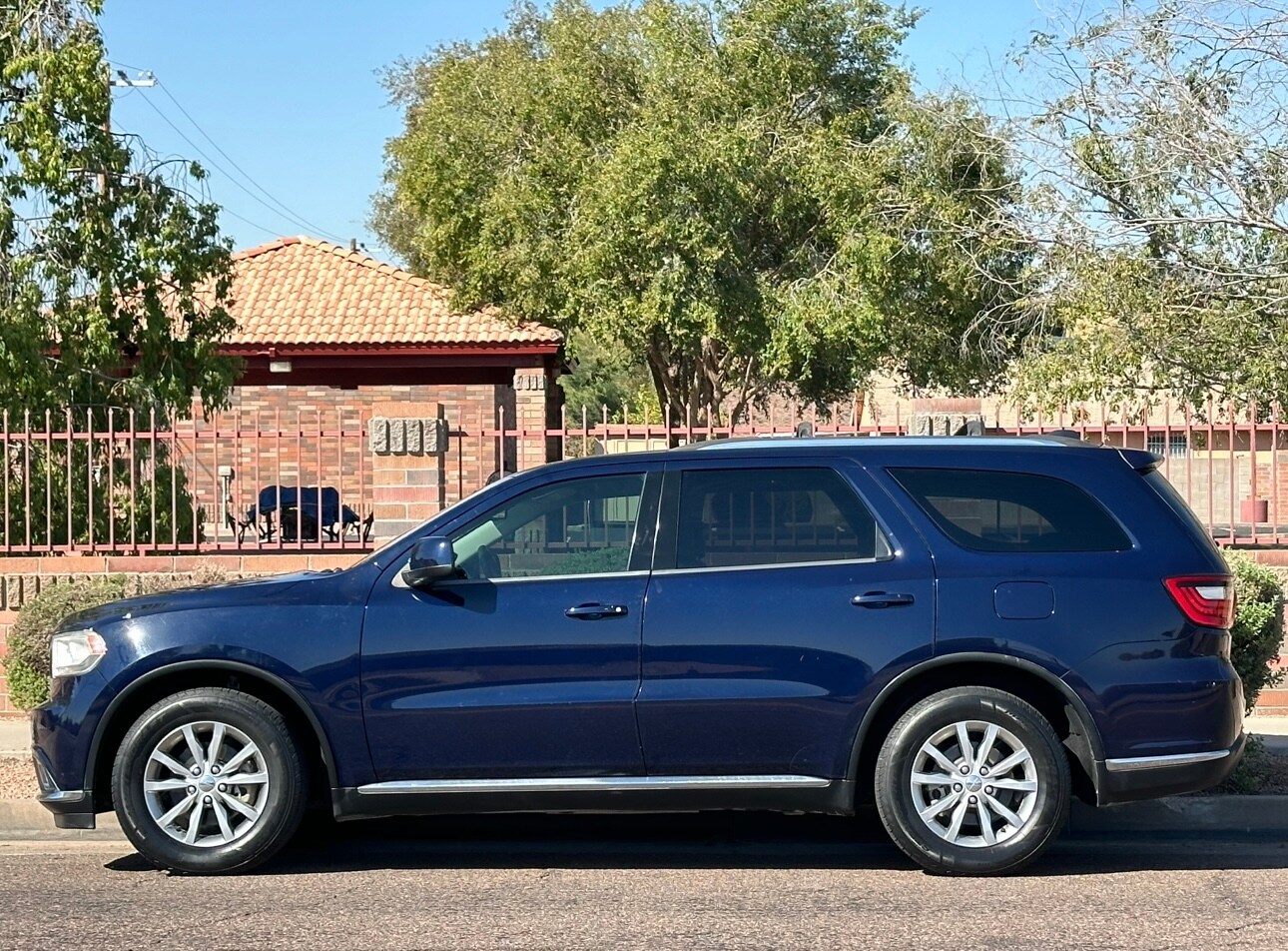 2016 Dodge Durango SXT photo 3