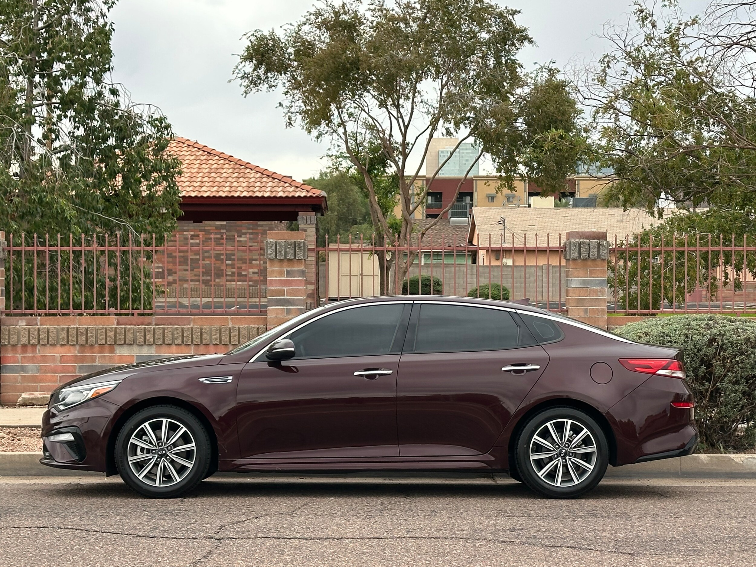 2019 Kia Optima EX photo 2