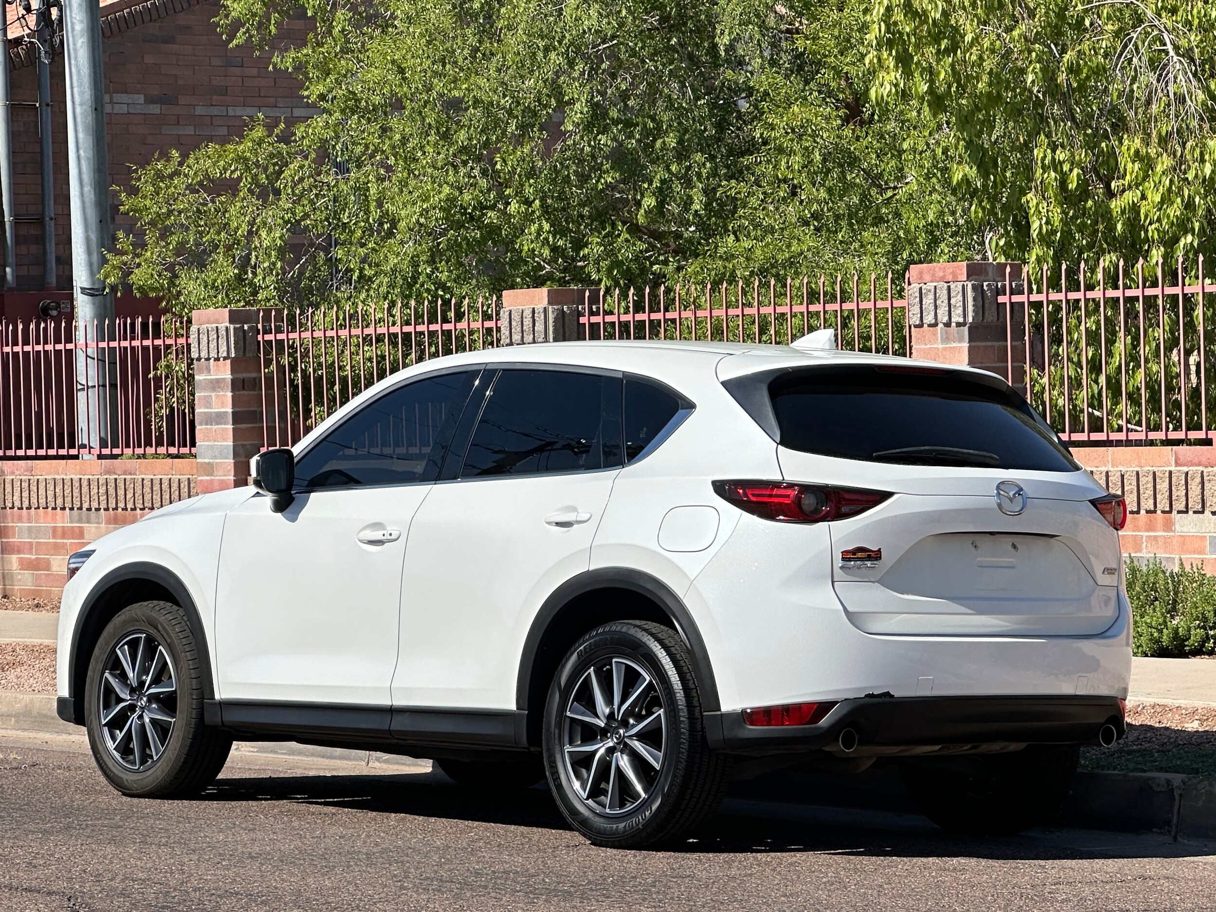2017 Mazda CX-5 Grand Touring photo 3