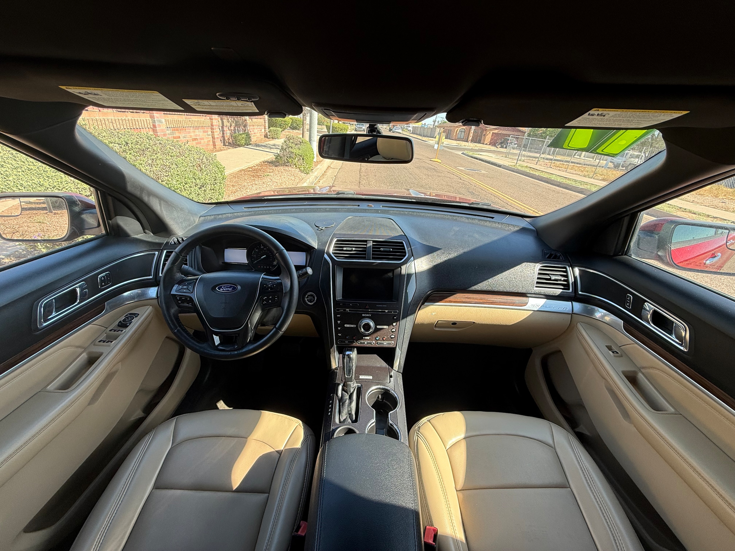 2017 Ford Explorer Limited - Photo 13