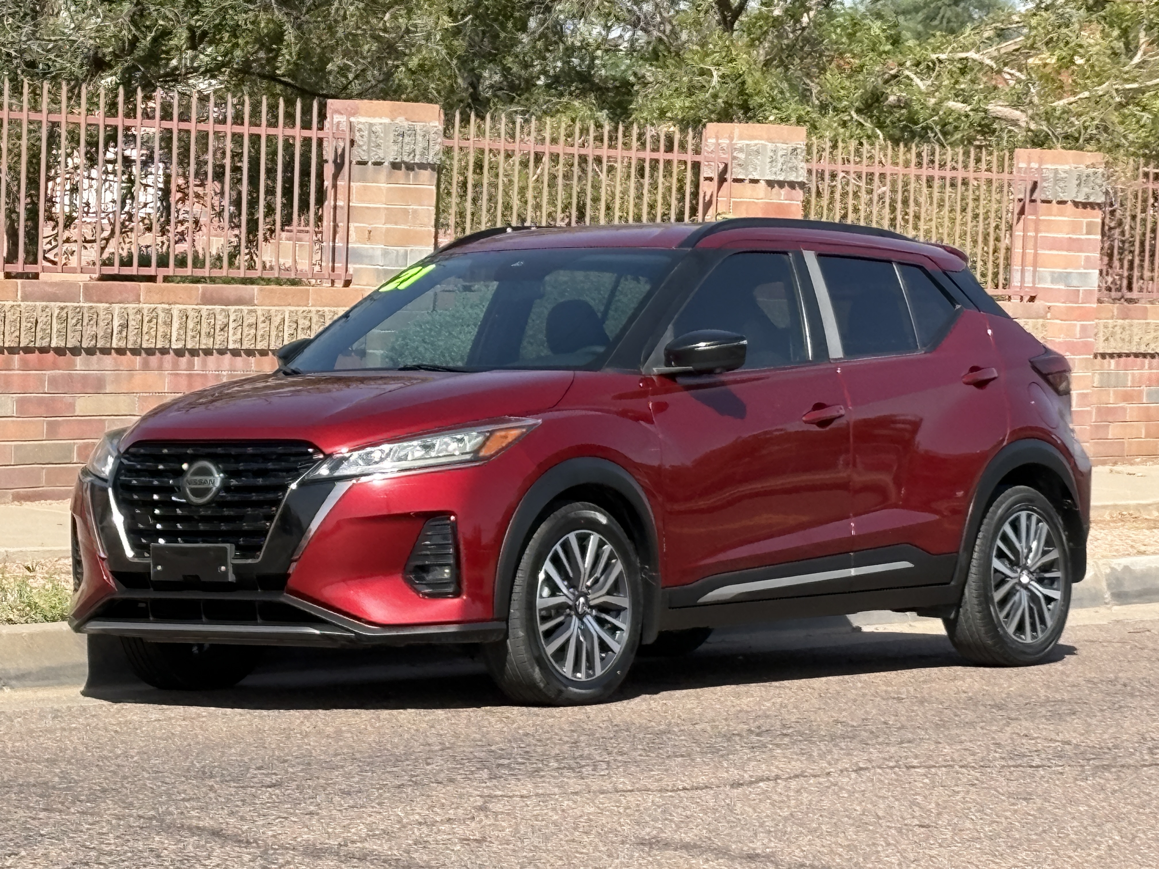2021 Nissan Kicks SR