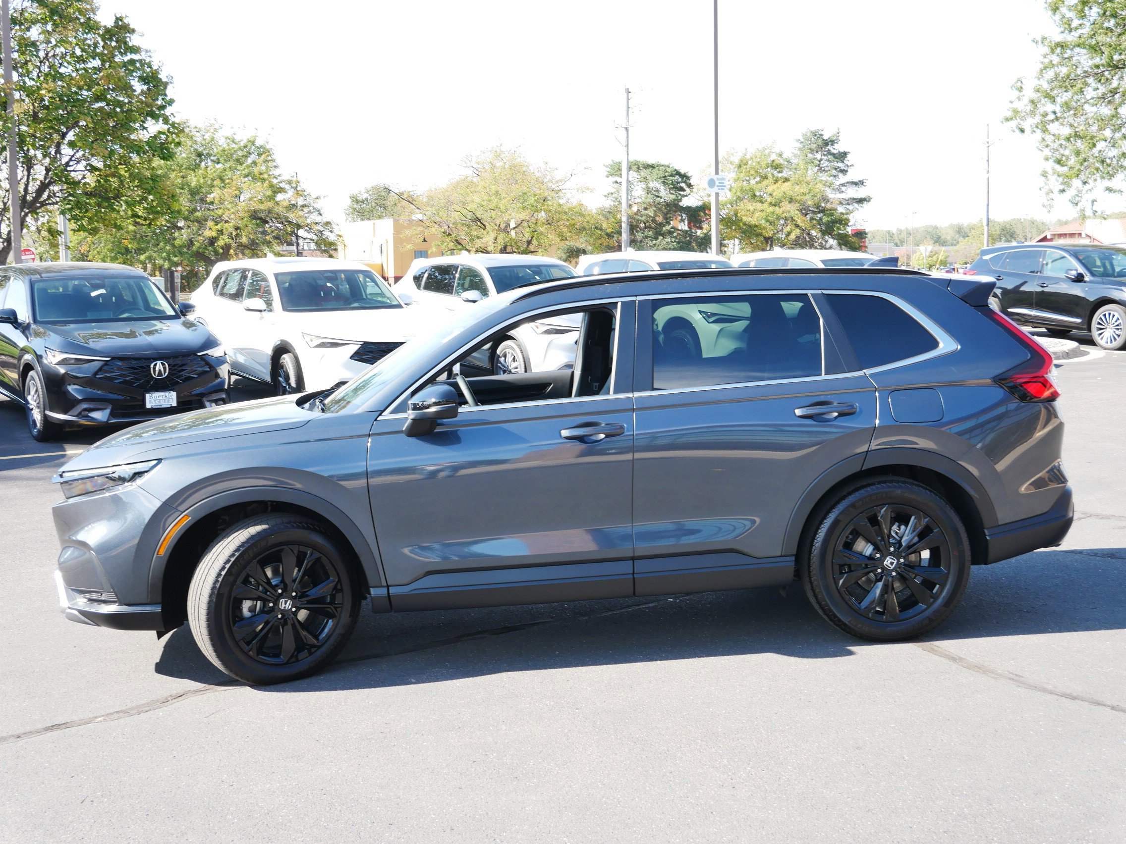 2025 Honda CR-V Hybrid Sport Touring photo 4