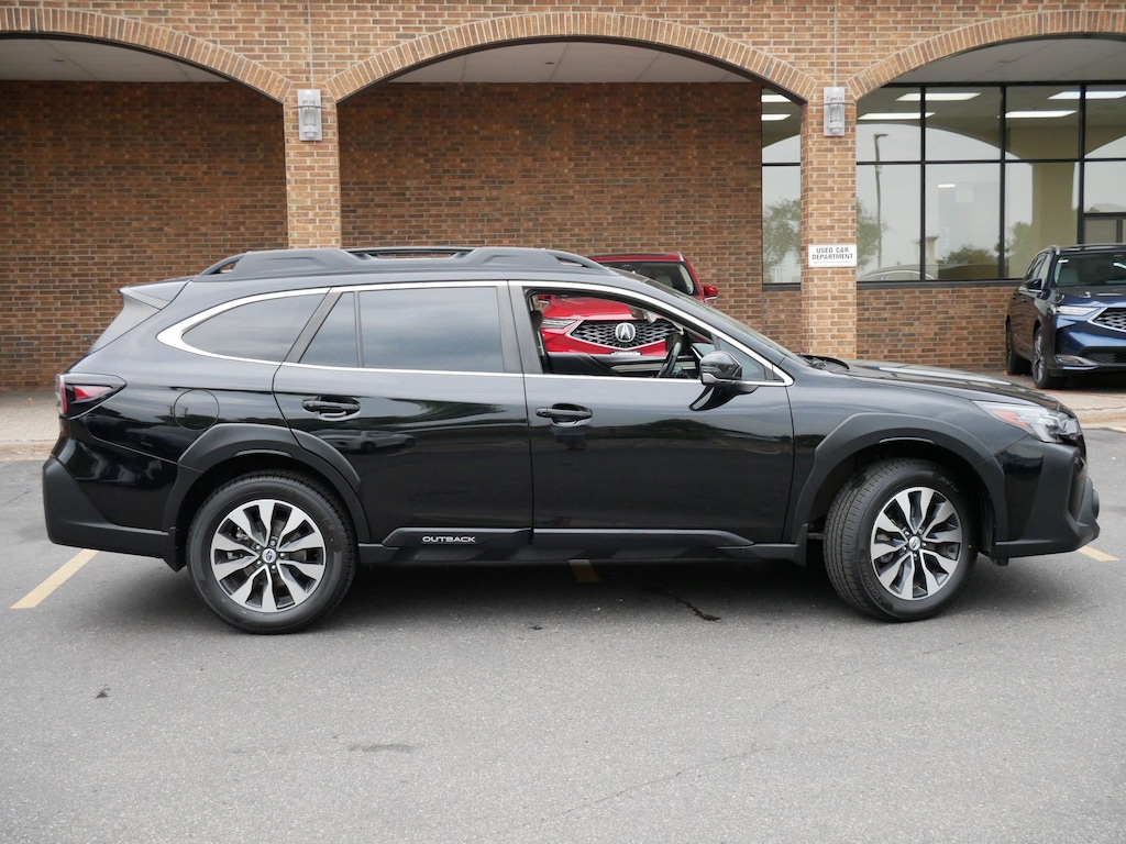 Used 2024 Subaru Outback Limited SUV