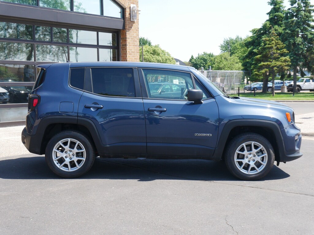 Used 2023 Jeep Renegade Latitude SUV