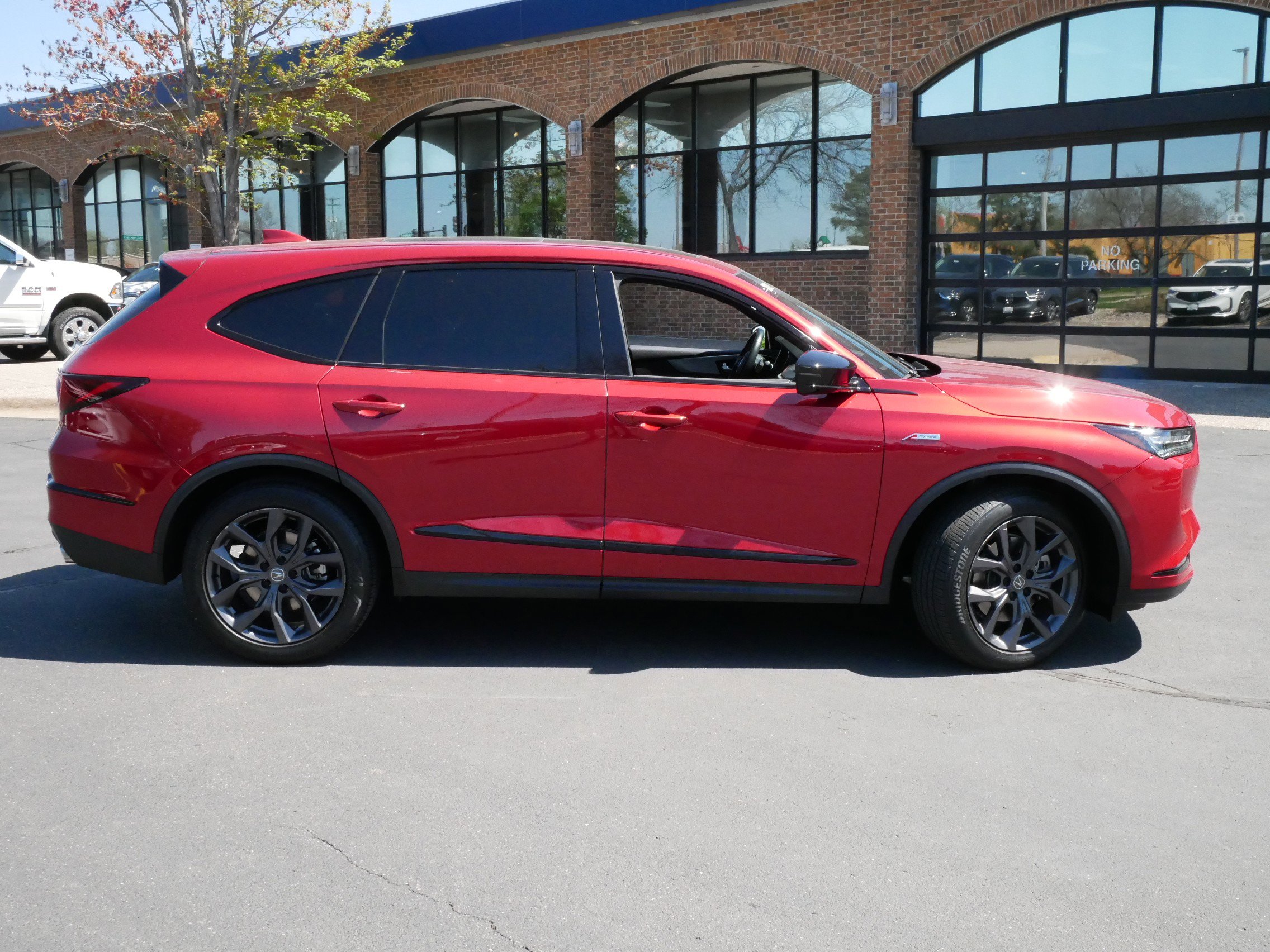 Certified 2022 Acura MDX A-Spec Package with VIN 5J8YE1H08NL036637 for sale in Saint Paul, Minnesota