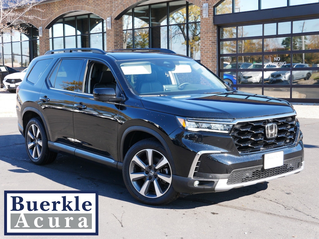 Used 2024 Honda Pilot Elite SUV