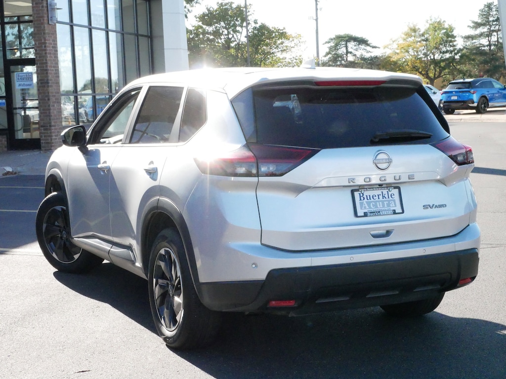 Used 2024 Nissan Rogue SV SUV