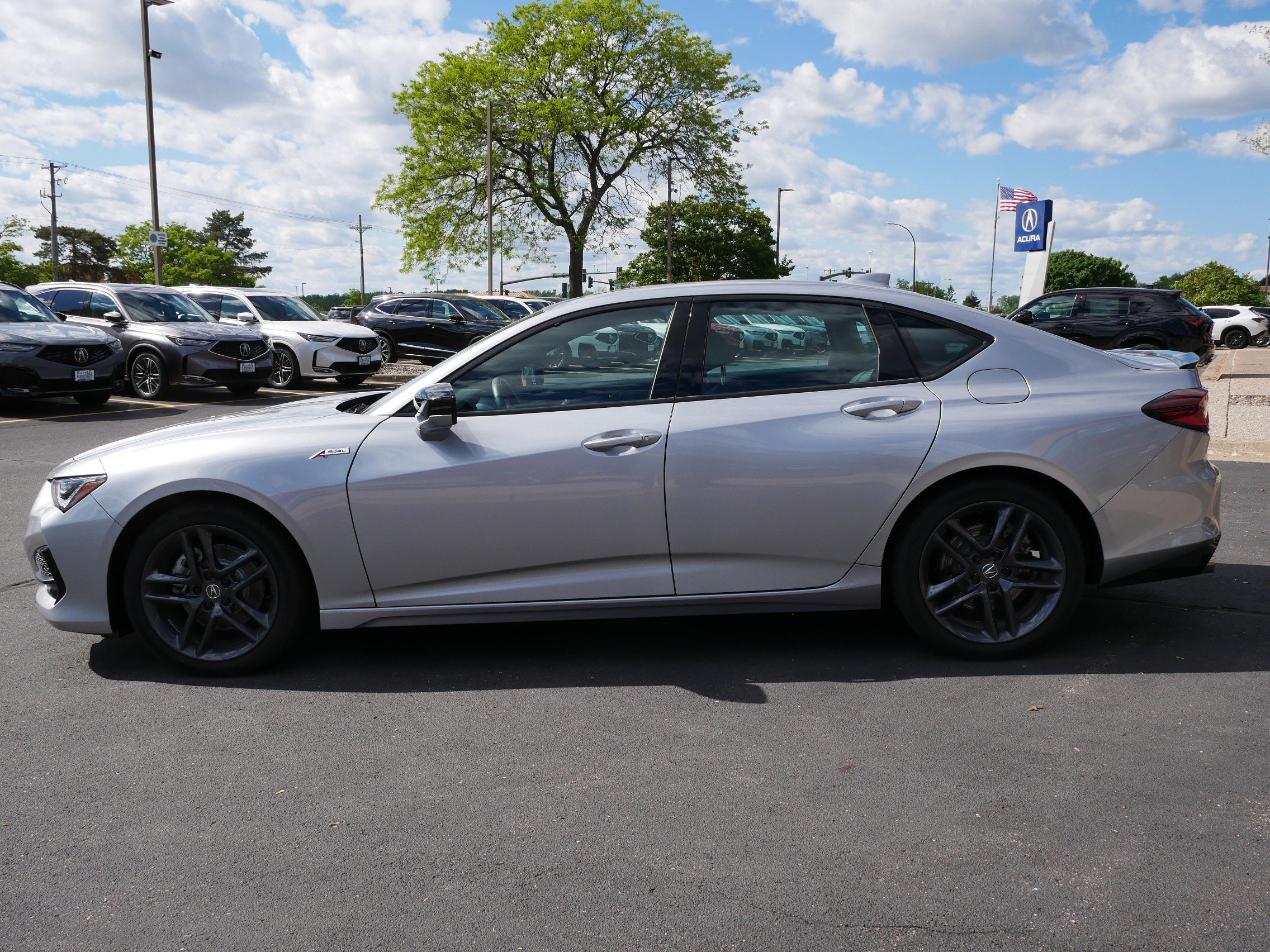 2024 Acura TLX SH-AWD A-Spec photo 3
