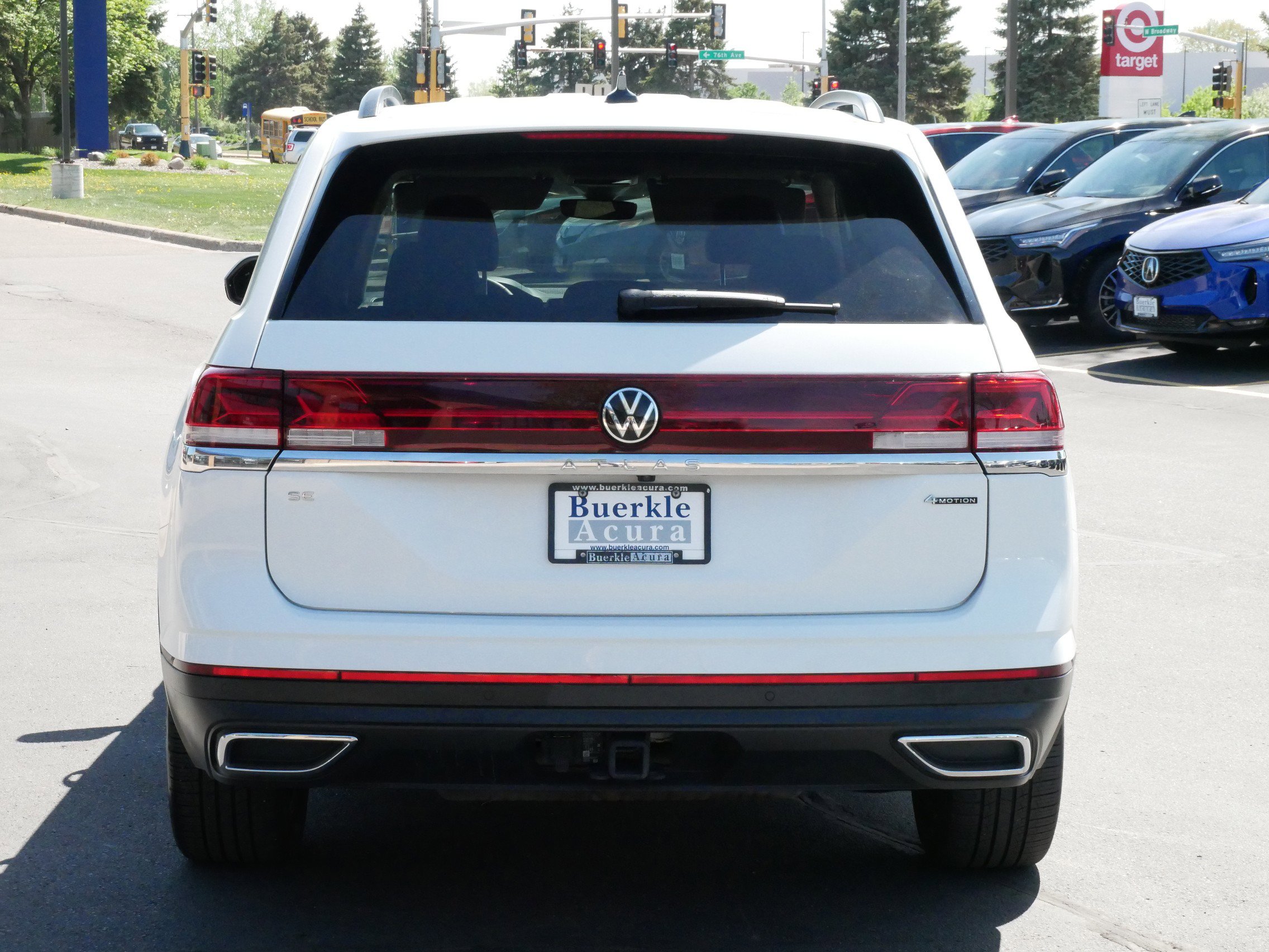 2024 Volkswagen Atlas SE Technology photo 4