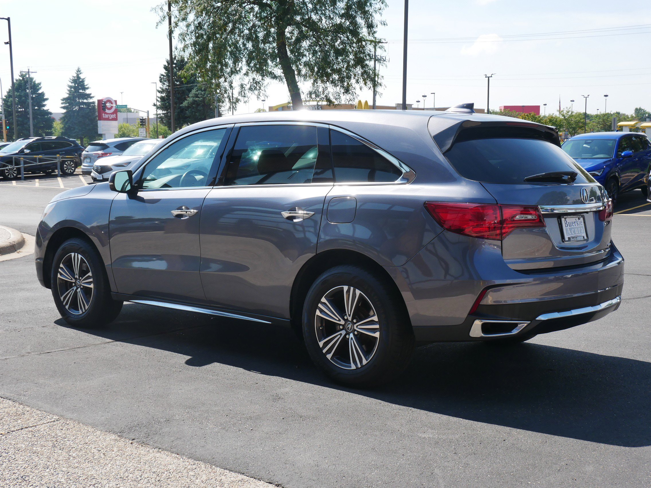 2017 Acura MDX SH-AWD photo 4