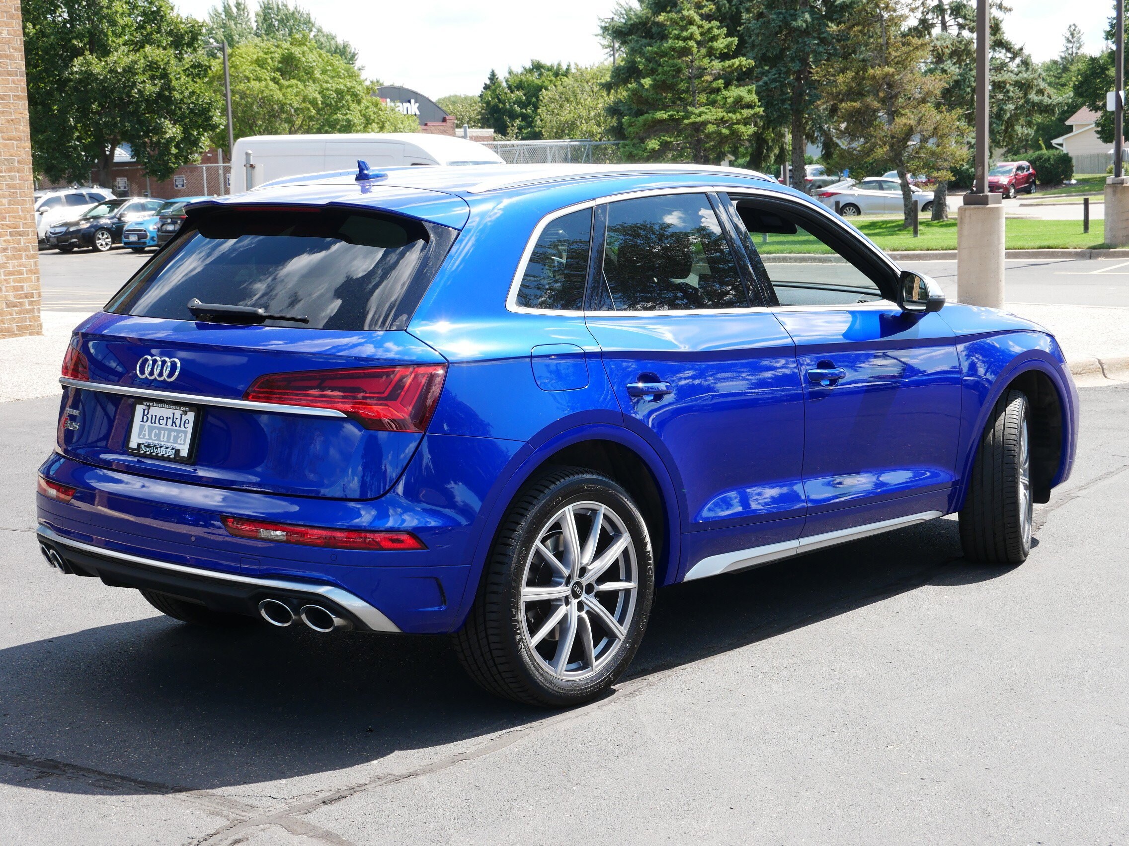 2022 Audi SQ5 Premium photo 3