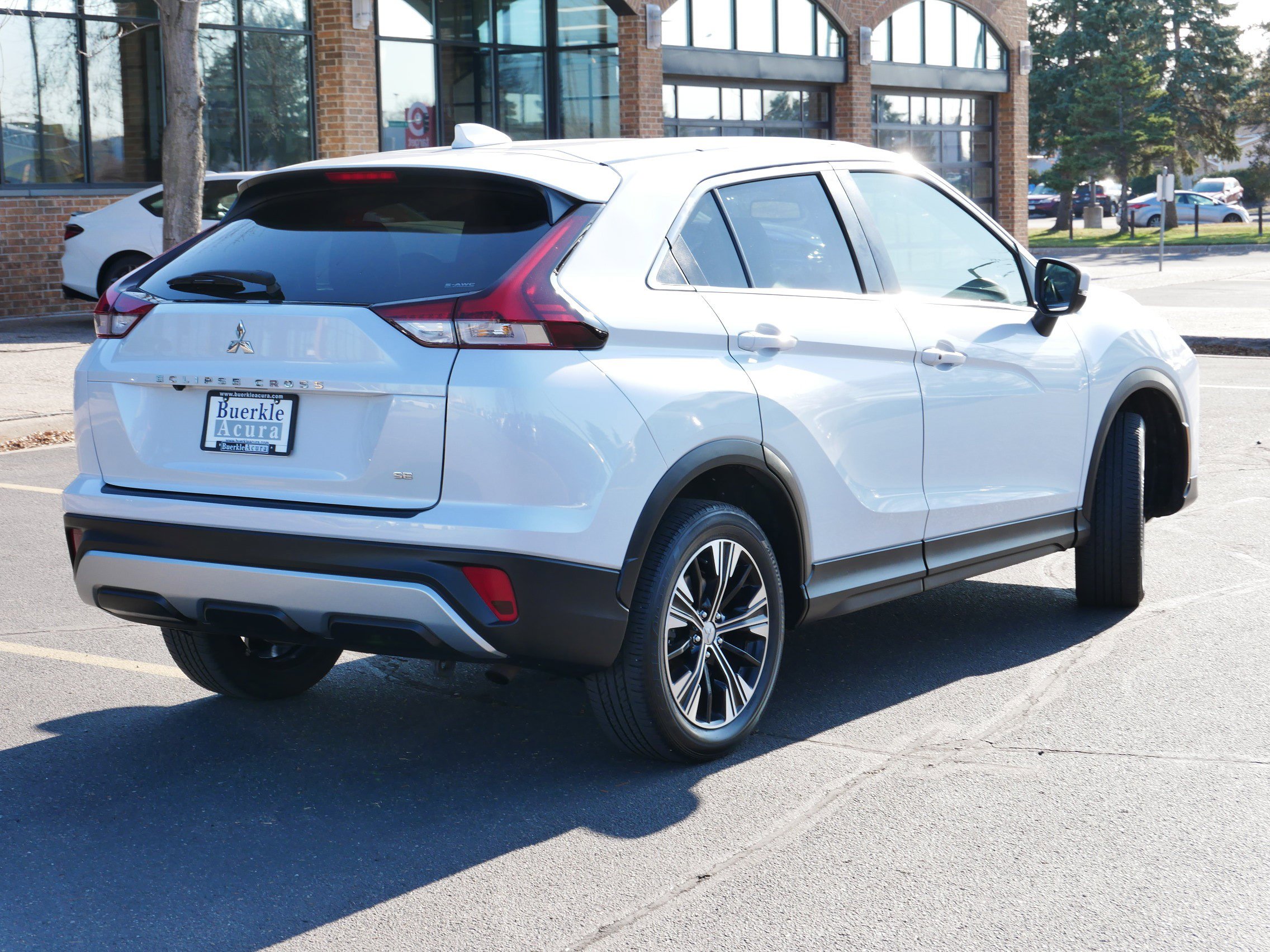 2022 Mitsubishi Eclipse Cross SE photo 3