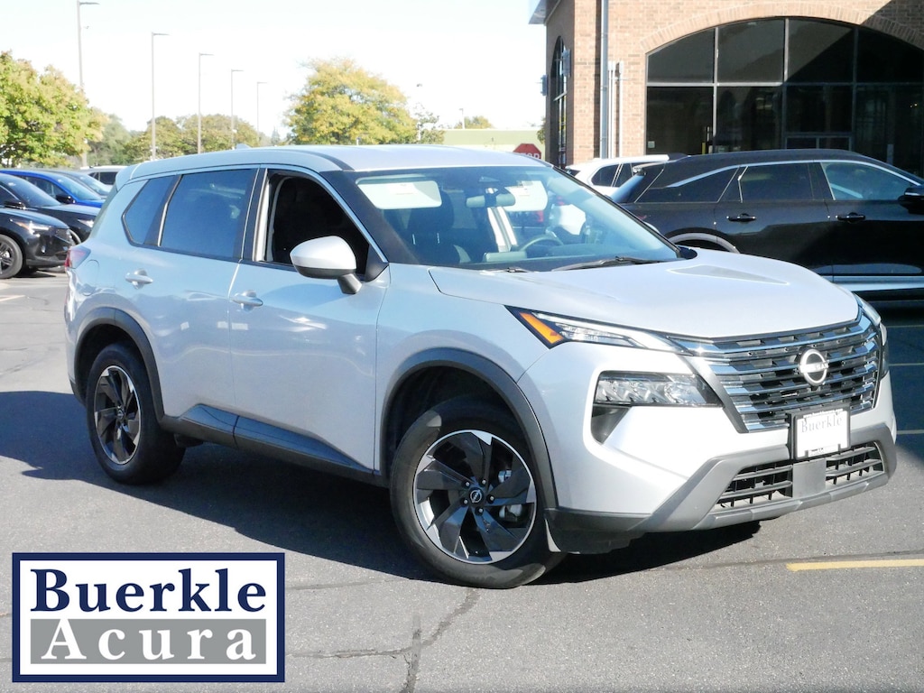 Used 2024 Nissan Rogue SV SUV