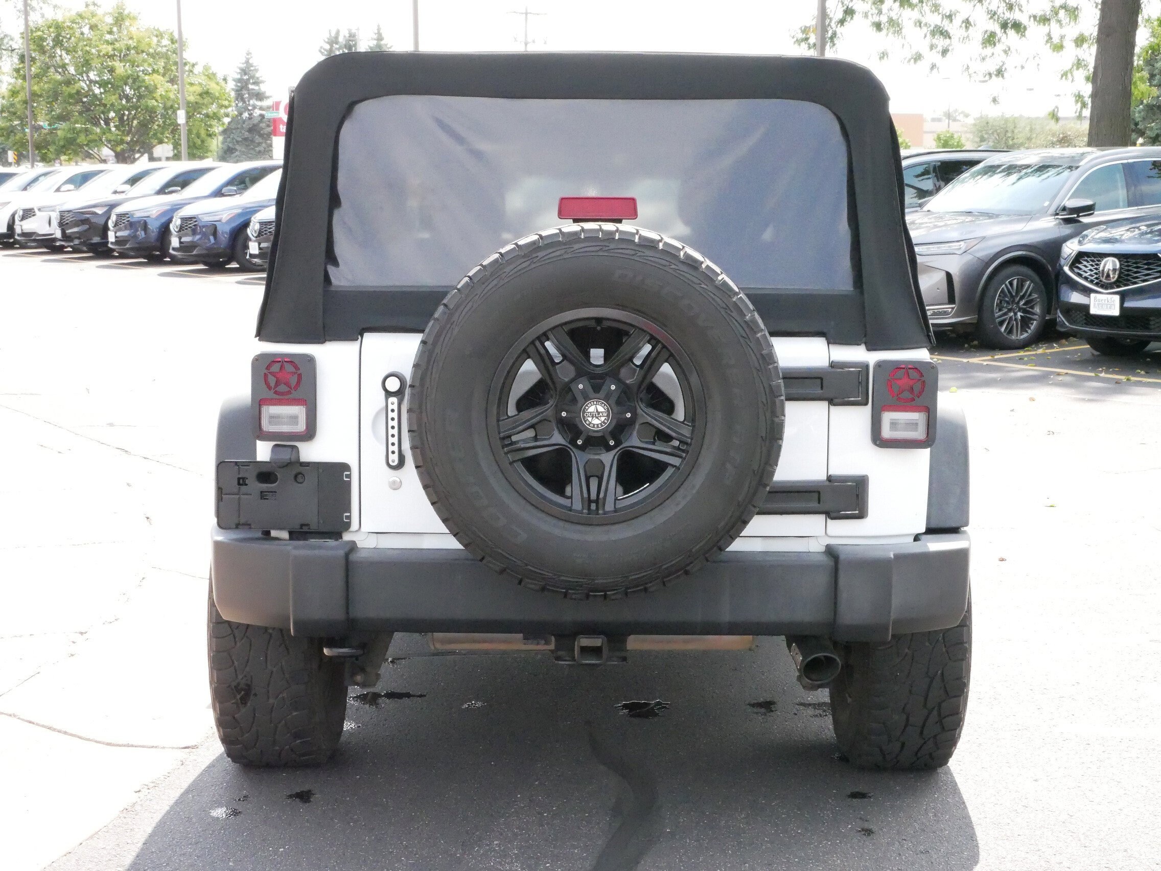 2017 Jeep Wrangler Unlimited Sport photo 4