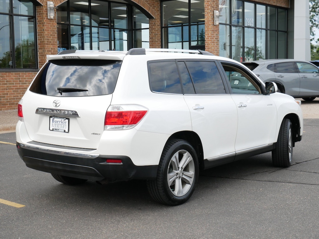 Used 2012 Toyota Highlander Limited V6 AWD SUV